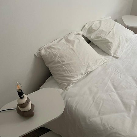Le Wolf - 1 Chambre Dans Un T3 - 5Mn Tram Du Centre Ville - 15Mn Tram Gare Tgv Mulhouse - Wifi - Parking Exterior foto